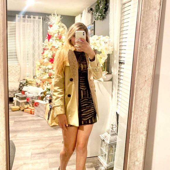 COPY - Coach Tan Short Trenchcoat XS - Picture 2 of 4